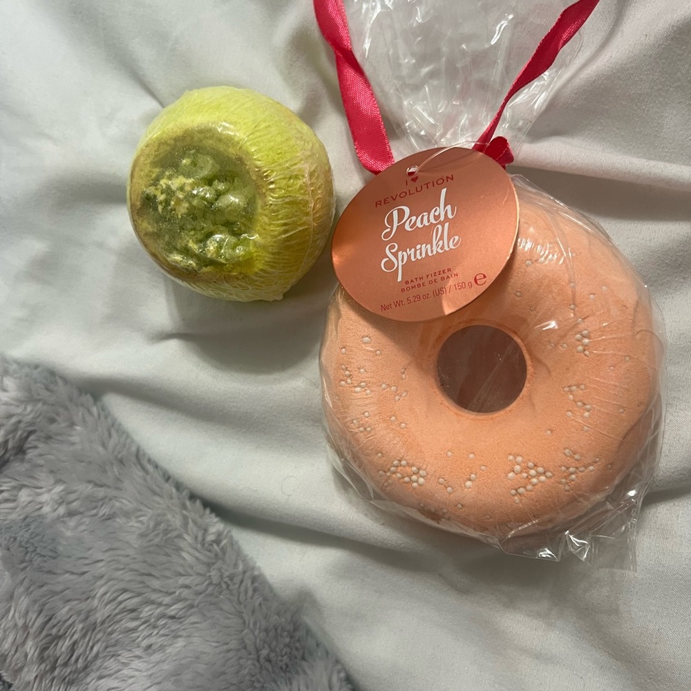 Bath bombs
